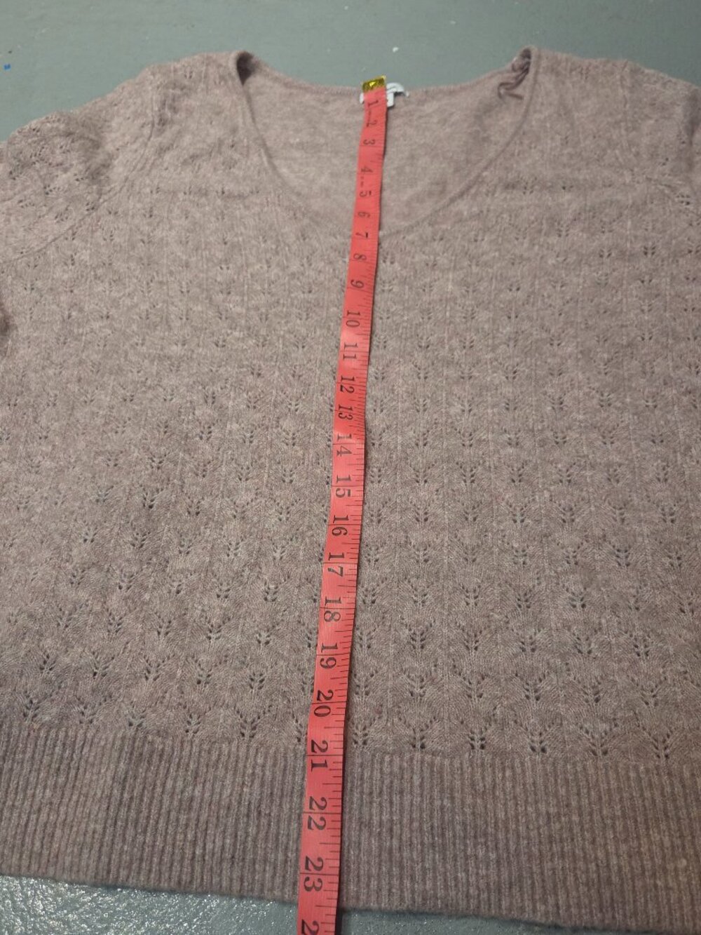 V-Neck Pink Sweater - Picture 5 of 7